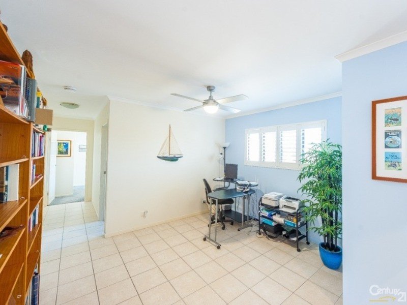 Photo - 5/77 Memorial Avenue, Maroochydore QLD 4558 - Image 10