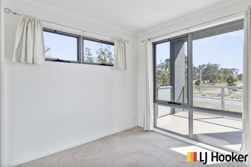 Photo - 57/75 Elizabeth Jolley Crescent, Franklin ACT 2913 - Image 8