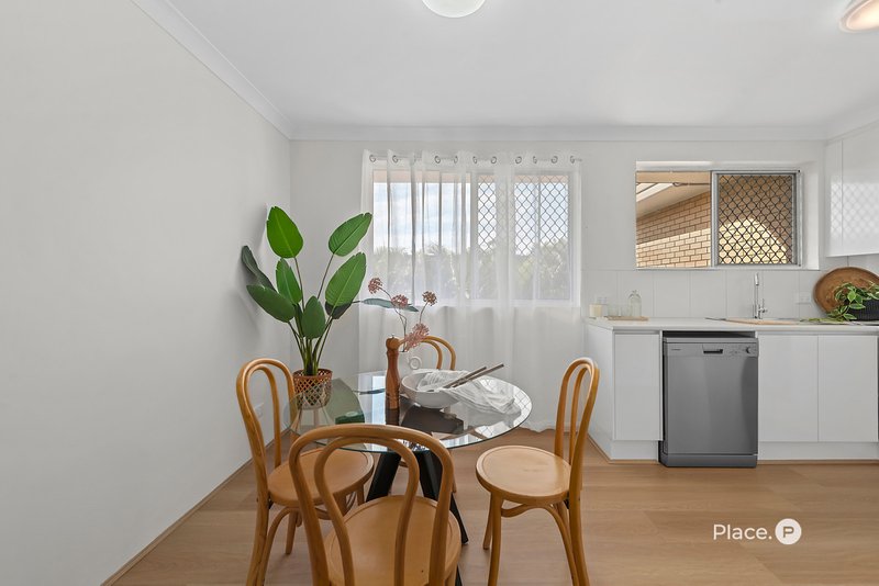 Photo - 5/79 Jellicoe Street, Coorparoo QLD 4151 - Image 6