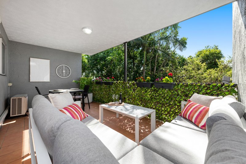 Photo - 5/79 Lawson Street, Morningside QLD 4170 - Image 2