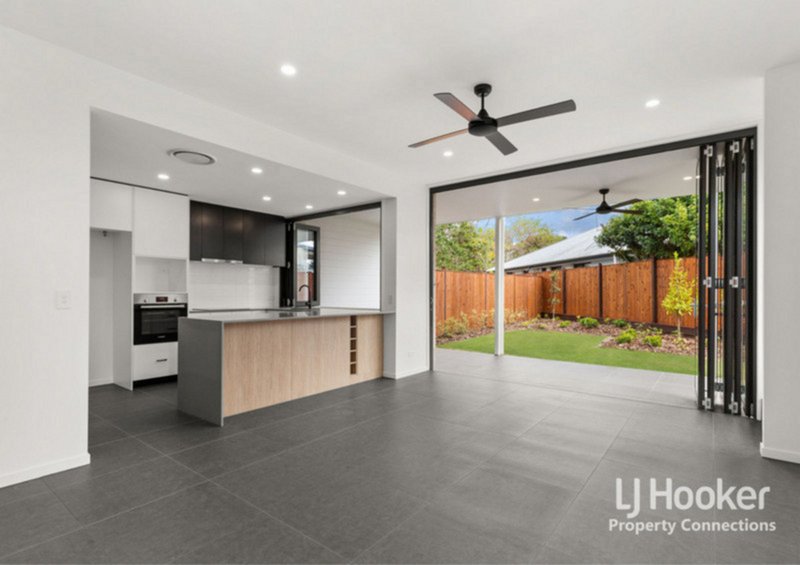 Photo - 5/79 Leitchs Road, Albany Creek QLD 4035 - Image 2