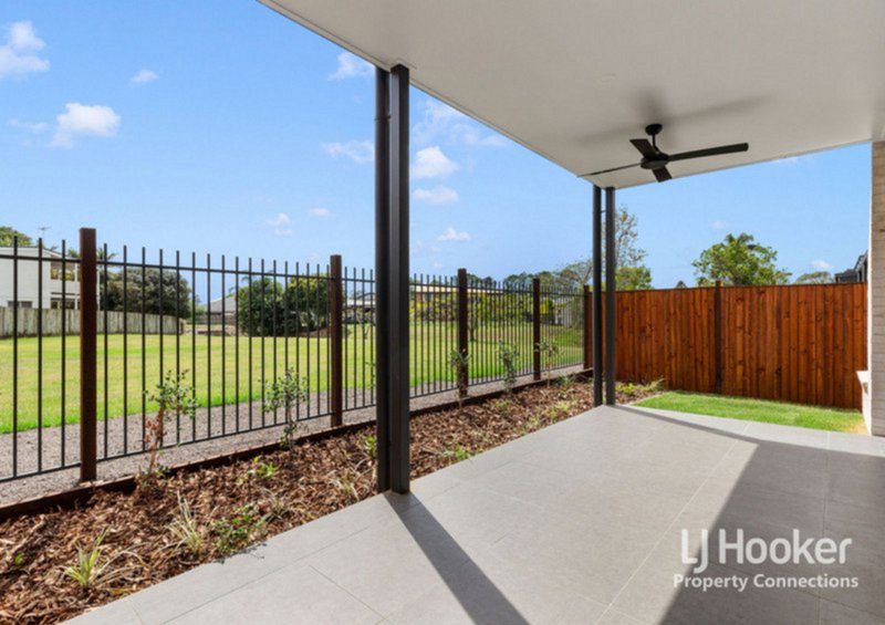 Photo - 5/79 Leitchs Road, Albany Creek QLD 4035 - Image 4