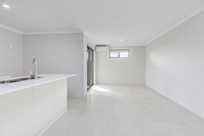 Photo - 57B Broadhurst Avenue, Ravenswood WA 6208 - Image 9