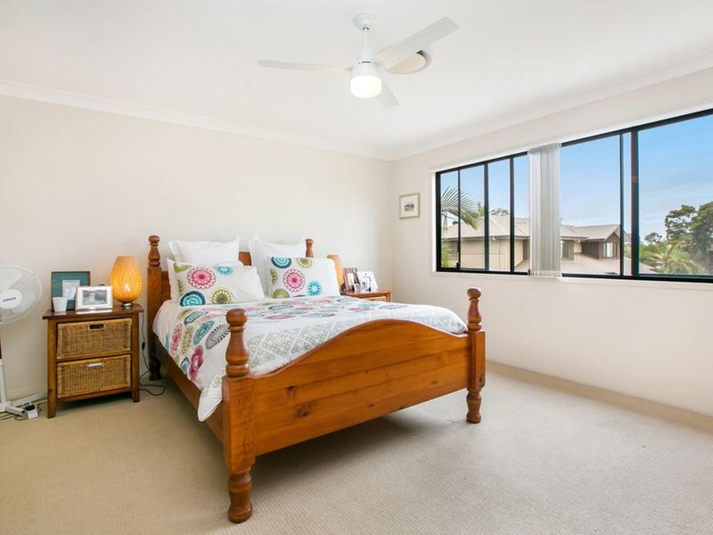 Photo - 5/8-10 Gordon Street, Labrador QLD 4215 - Image 7