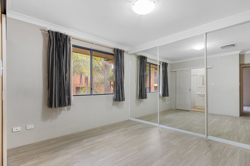 Photo - 5/8-18 Shaftesbury Street, Carlton NSW 2218 - Image 5