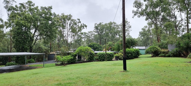 Photo - 58-60 Gascoyne Drive, Karalee QLD 4306 - Image 4