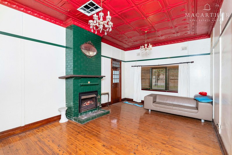 Photo - 58-60 Hall Street, Ganmain NSW 2702 - Image 2