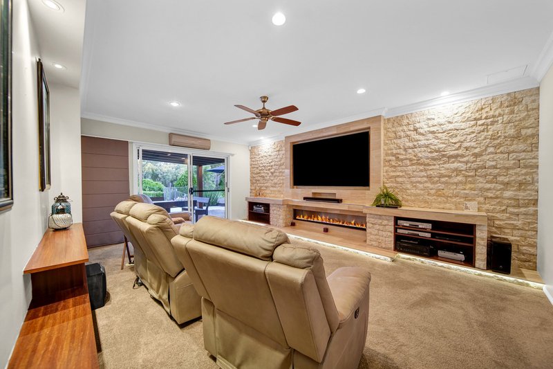 Photo - 58-64 Solway Crescent, Carbrook QLD 4130 - Image 16