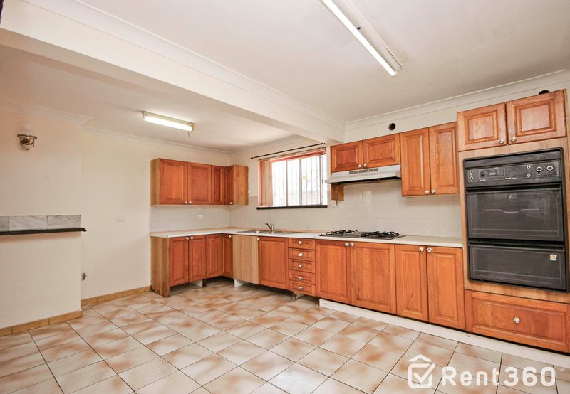 Photo - 58 Abingdon Street, Woolloongabba QLD 4102 - Image 2