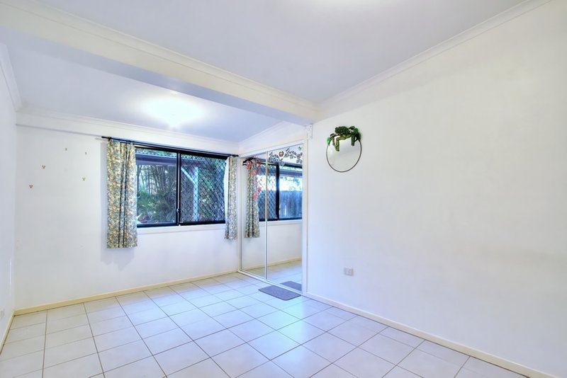 Photo - 58 Altandi Street, Sunnybank QLD 4109 - Image 3