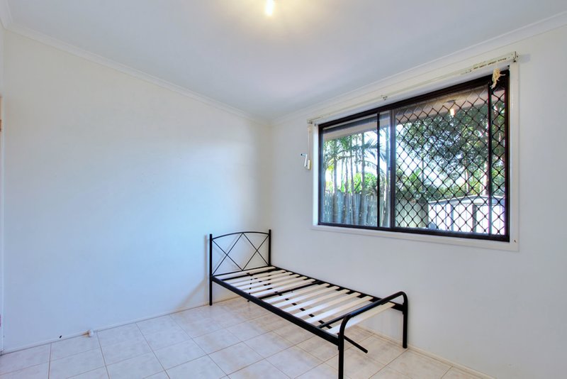 Photo - 58 Altandi Street, Sunnybank QLD 4109 - Image 6