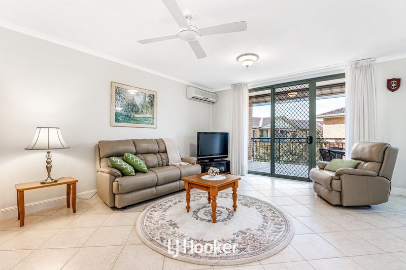 Photo - 5/8 Amiticia Circuit, Northmead NSW 2152 - Image 2