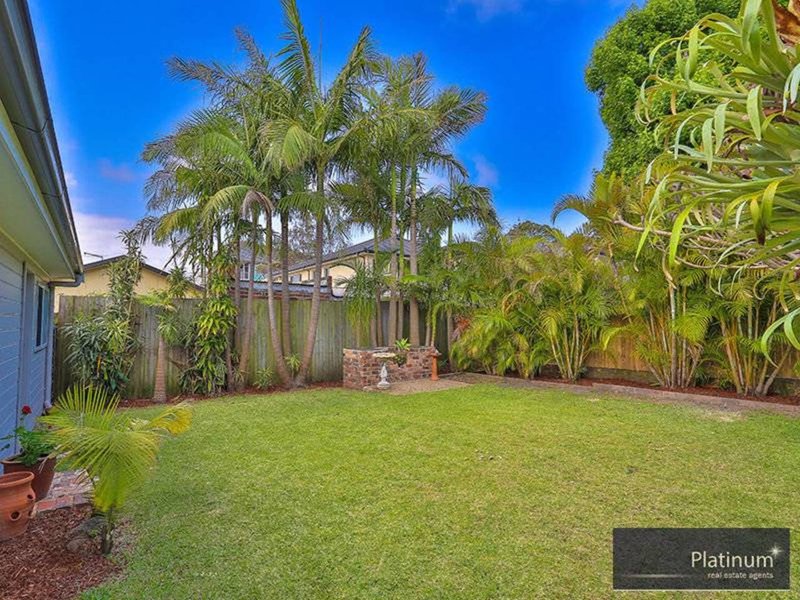 Photo - 58 Amourin Street, North Manly NSW 2100 - Image 5