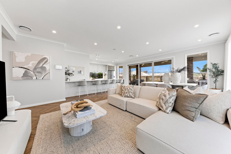 Photo - 58 Apsley Parkway, Nar Nar Goon North VIC 3812 - Image 6