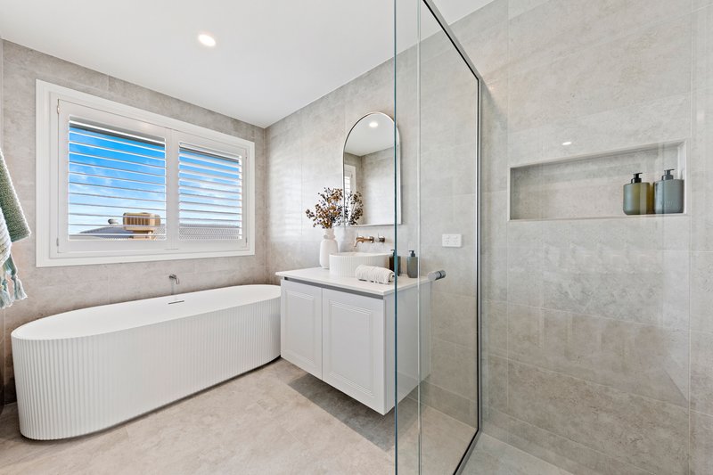 Photo - 58 Apsley Parkway, Nar Nar Goon North VIC 3812 - Image 25