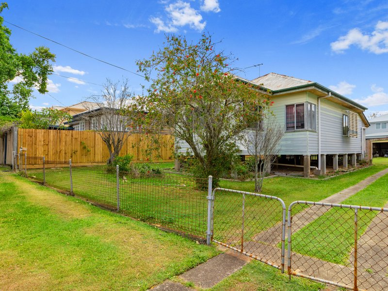 Photo - 58 Armstrong Road, Cannon Hill QLD 4170 - Image 5