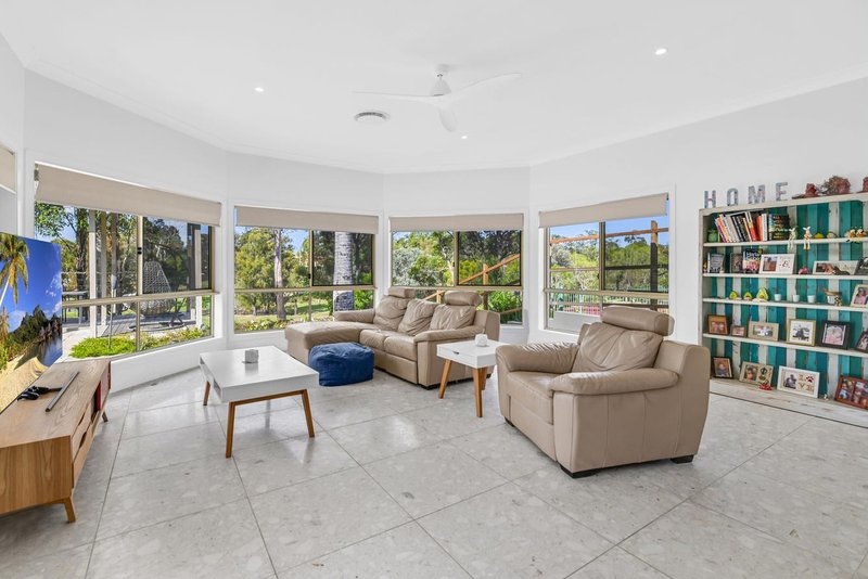 Photo - 58 Arnold Palmer Drive, Parkwood QLD 4214 - Image 10