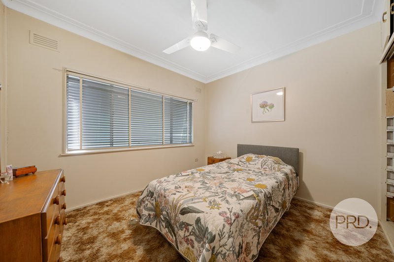 Photo - 58 Ashmont Avenue, Ashmont NSW 2650 - Image 10