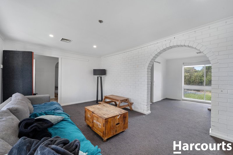 Photo - 58 Baggott Drive, Hoppers Crossing VIC 3029 - Image 5