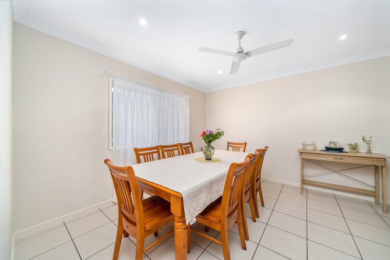 Photo - 58 Baybreeze Crescent, Murrumba Downs QLD 4503 - Image 3