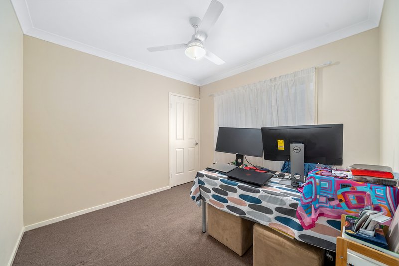 Photo - 58 Baybreeze Crescent, Murrumba Downs QLD 4503 - Image 9