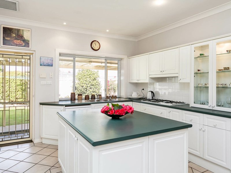 Photo - 58 Beadnall Terrace, Glengowrie SA 5044 - Image 3