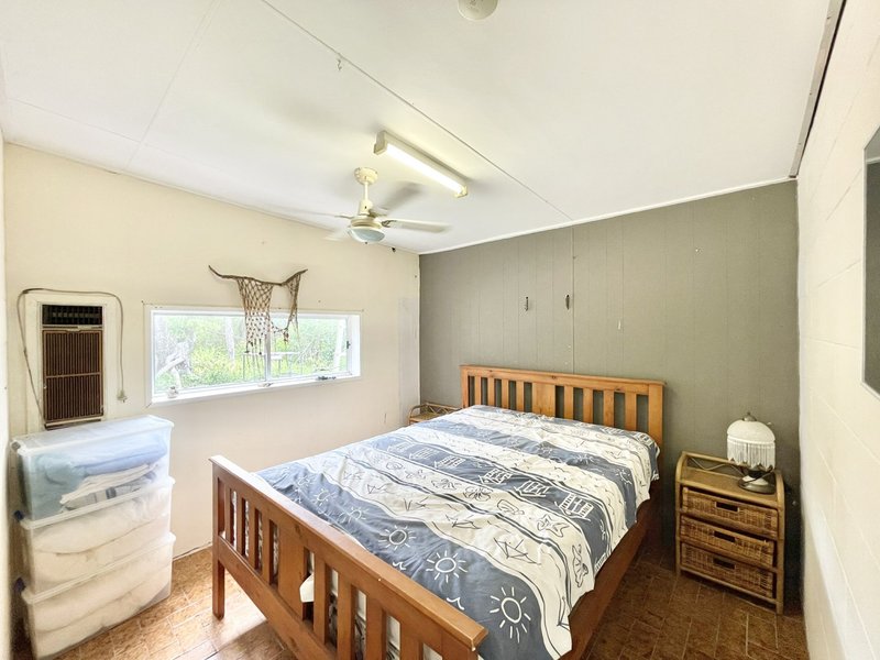 Photo - 58 Bells Road, Rodds Bay QLD 4678 - Image 8