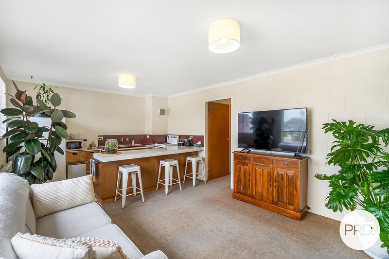 Photo - 5/8 Beltana Street, Lindisfarne TAS 7015 - Image 8