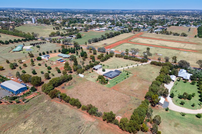 58 Bundawarrah Road, Temora NSW 2666