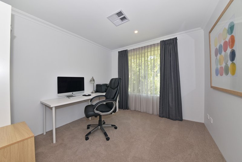 Photo - 58 Bunker Crescent, Yanchep WA 6035 - Image 25