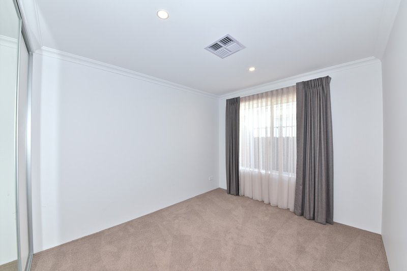 Photo - 58 Bunker Crescent, Yanchep WA 6035 - Image 26