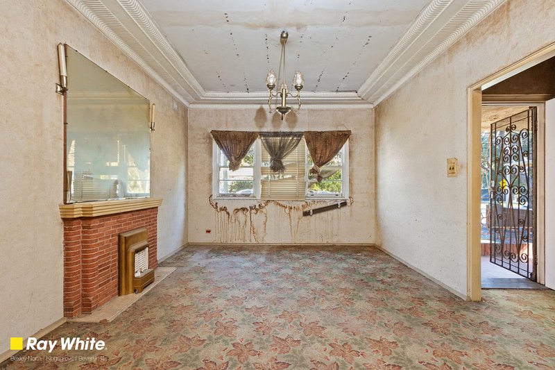 Photo - 58 Cahill Street, Beverly Hills NSW 2209 - Image 4