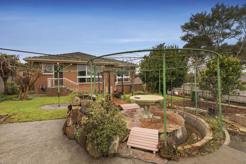 Photo - 58 Cambridge Drive, Glen Waverley VIC 3150 - Image 10