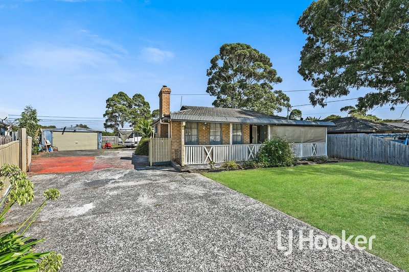 Photo - 58 Clairmont Avenue, Cranbourne VIC 3977 - Image 2