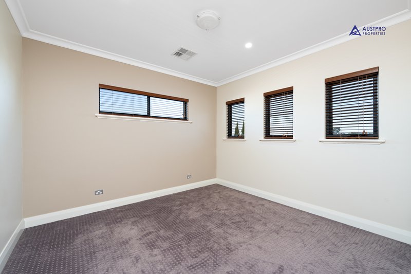 Photo - 58 Clontarf Terrace, Canning Vale WA 6155 - Image 21