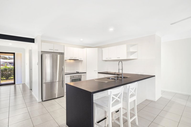 Photo - 58 Coach Road West , Morayfield QLD 4506 - Image 6