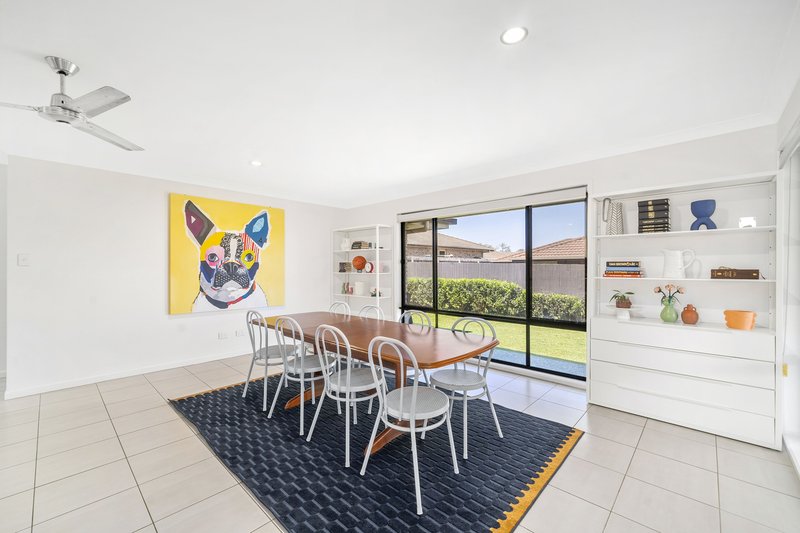 Photo - 58 Coach Road West , Morayfield QLD 4506 - Image 10