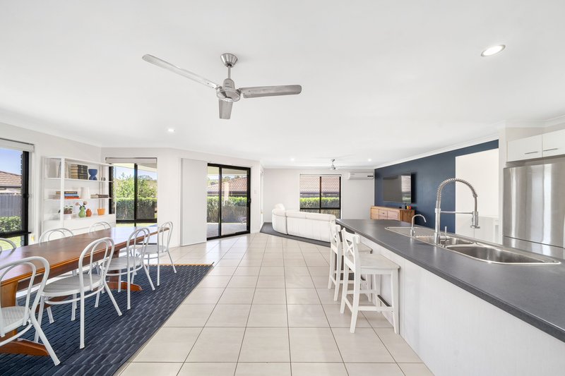 Photo - 58 Coach Road West , Morayfield QLD 4506 - Image 12