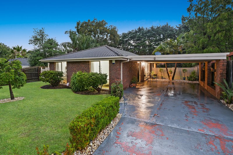 58 Collins Crescent, Berwick VIC 3806