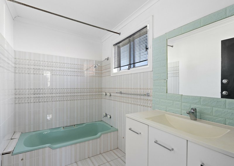 Photo - 58 Commerce Street, Taree NSW 2430 - Image 8