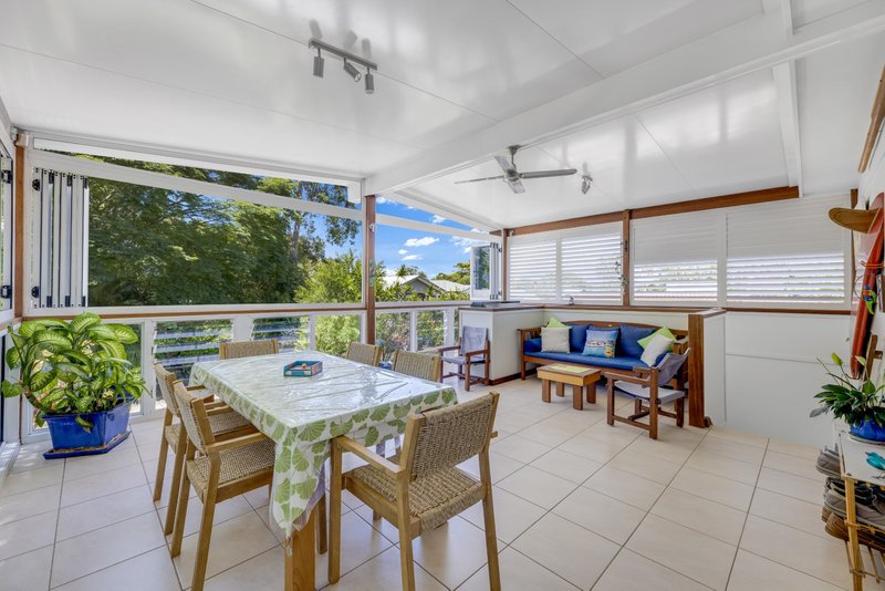 Photo - 58 Cooroora Street, Dicky Beach QLD 4551 - Image 3