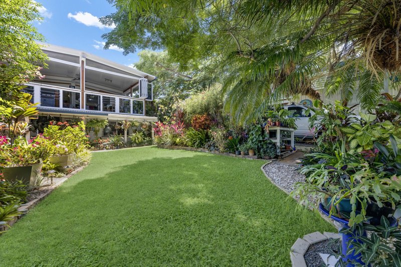 Photo - 58 Cooroora Street, Dicky Beach QLD 4551 - Image 8