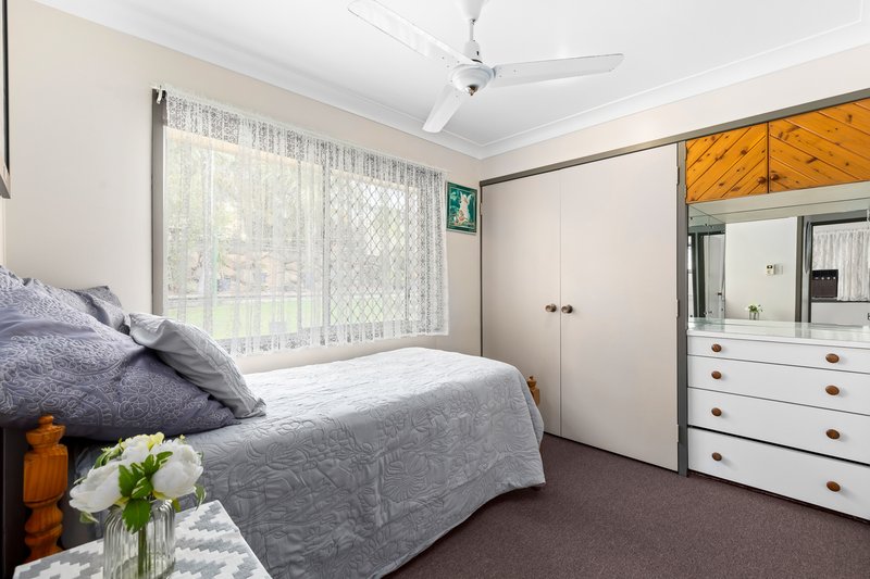 Photo - 58 Corrofin Street, Ferny Grove QLD 4055 - Image 5