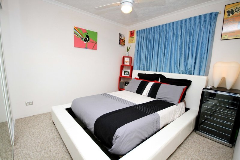 Photo - 5/8 Dalpura Street, Chevron Island QLD 4217 - Image 8