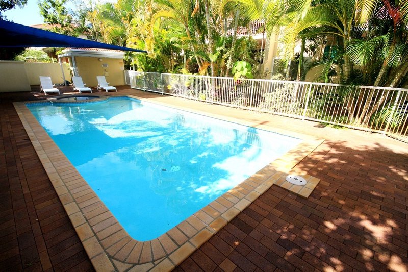Photo - 5/8 Dalpura Street, Chevron Island QLD 4217 - Image 15