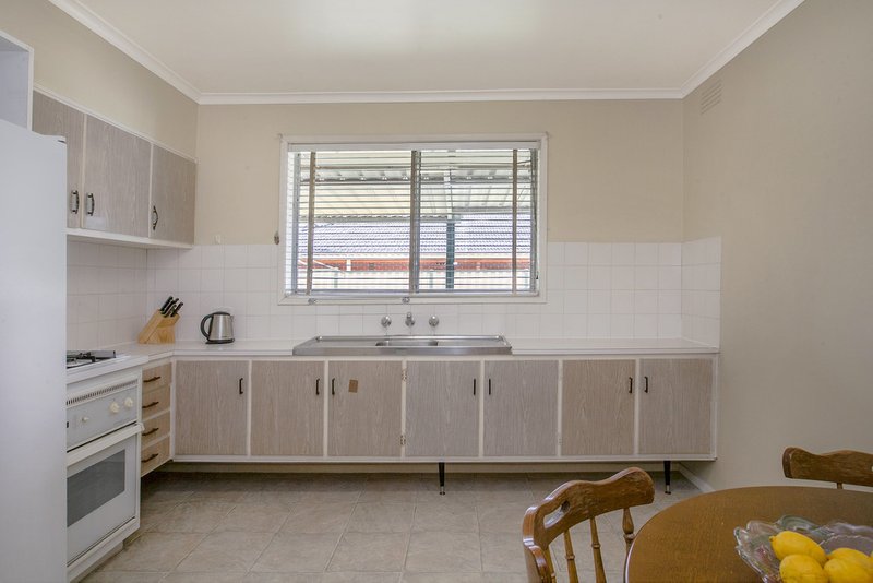 Photo - 58 Darebin Drive, Thomastown VIC 3074 - Image 2