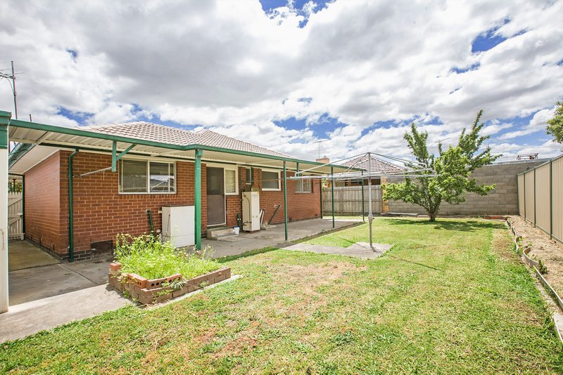 Photo - 58 Darebin Drive, Thomastown VIC 3074 - Image 7