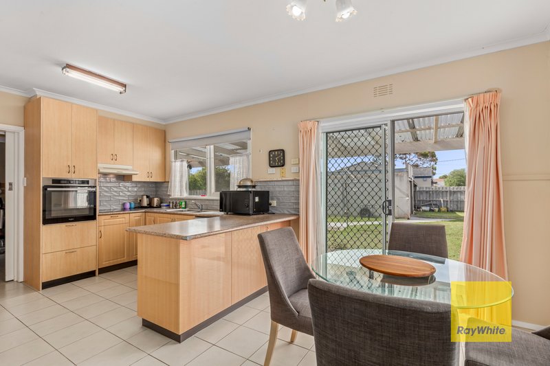 Photo - 58 Davis Street, Belmont VIC 3216 - Image 7