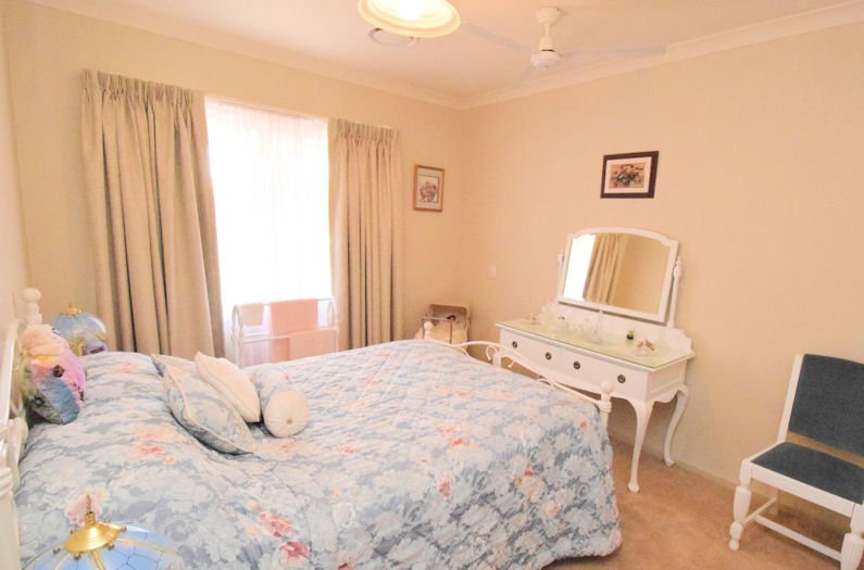 Photo - 58 Decimus Street, Deniliquin NSW 2710 - Image 4