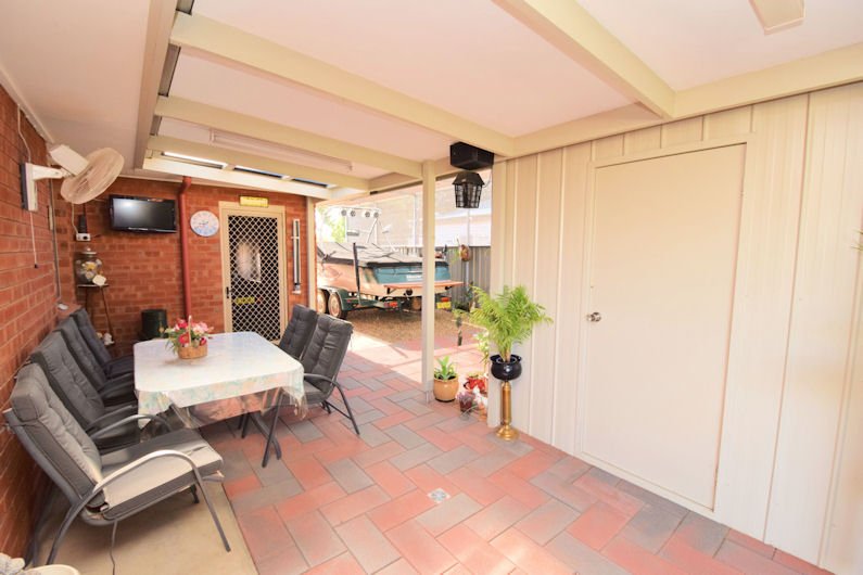 Photo - 58 Decimus Street, Deniliquin NSW 2710 - Image 12